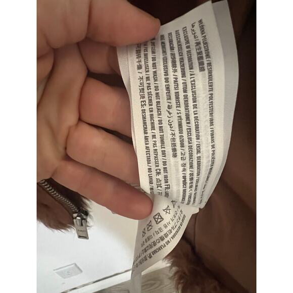 Vintage faux fur Abercrombie and fitch carmel soft shaggy classic warm wntr sz M - Picture 6 of 9